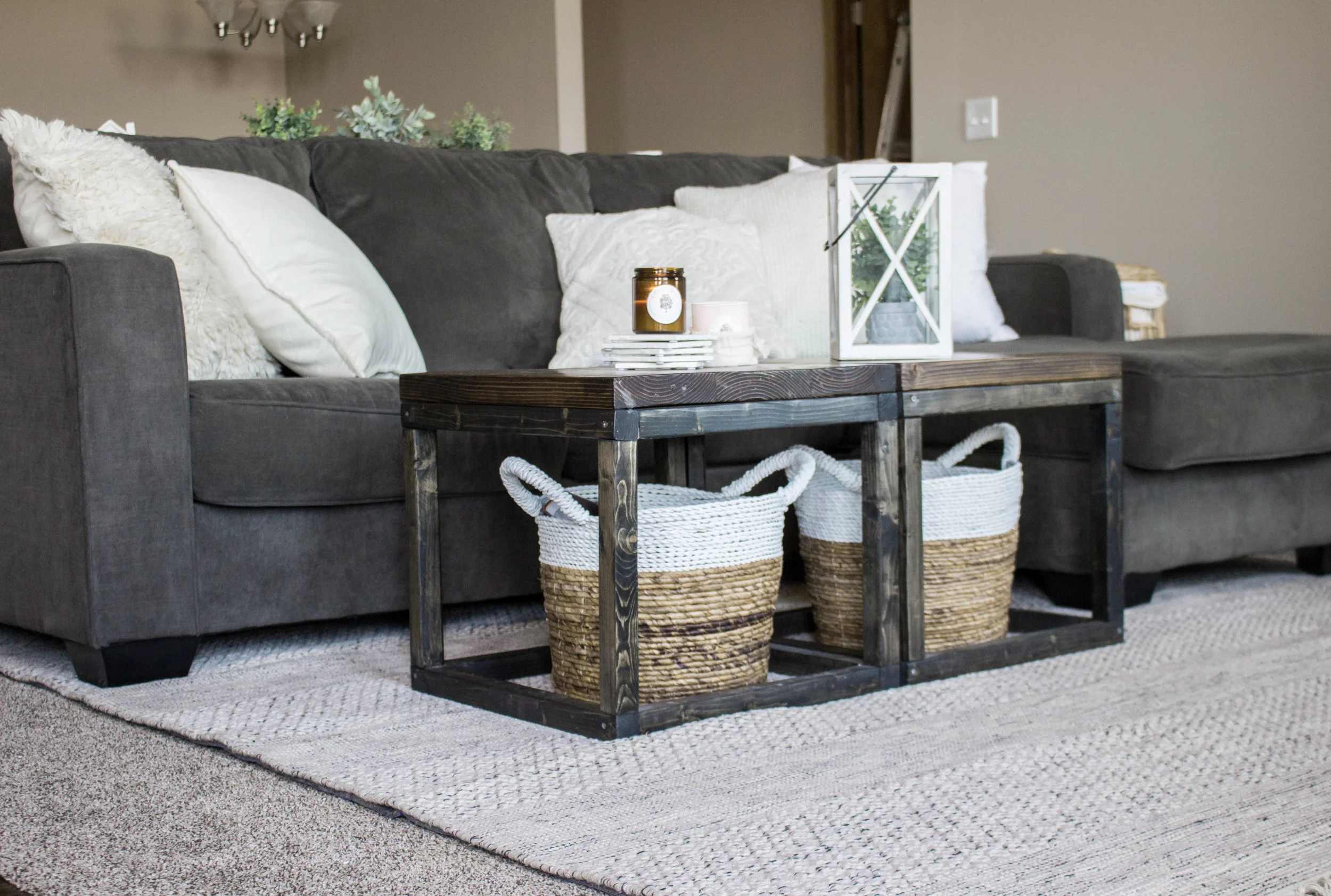 Cozy Modern Farmhouse Living Room Balkanina